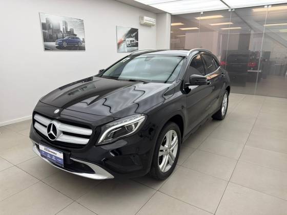 MERCEDES-BENZ GLA 200 1.6 CGI ADVANCE 16V TURBO FLEX 4P AUTOMÁTICO